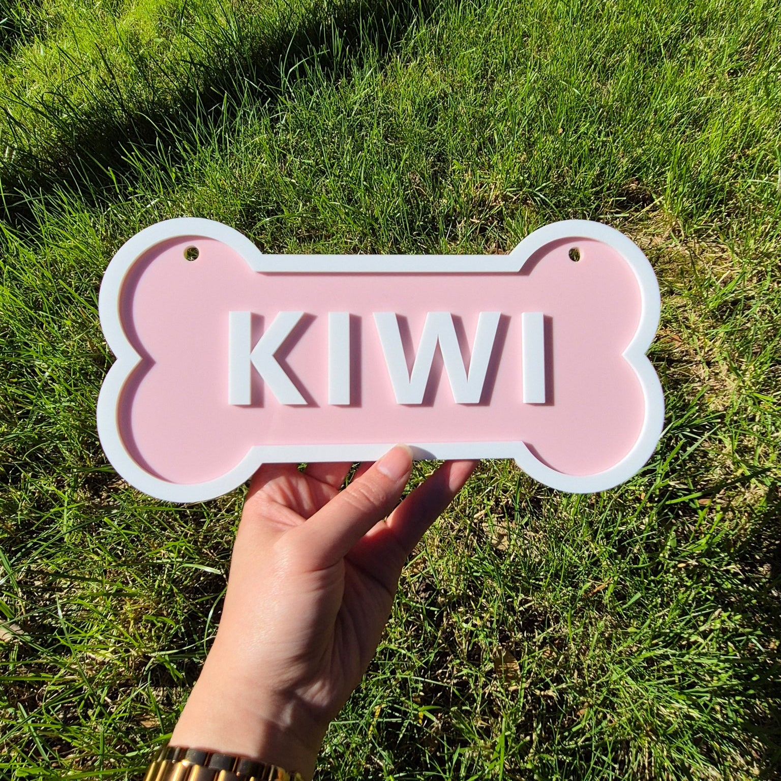 Personalised Dog Crate Tag Kennel Sign Plate pink and white